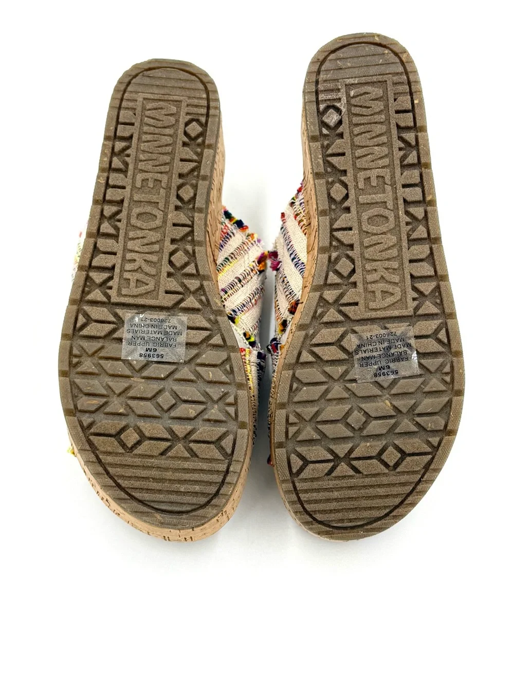 NWOT Minnetonka Posey Fiesta Stripe Wedge Sandals Size 6M